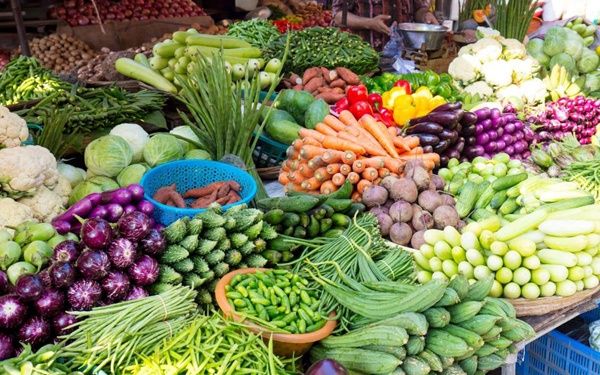 Cost of living: High veg prices push traders to innovate